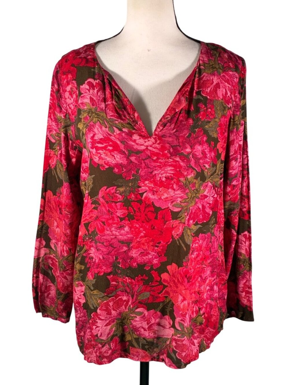 J. Jill vintage Womens rose Floral Long Sleeve V-Neck Blouse top M 100% Rayon